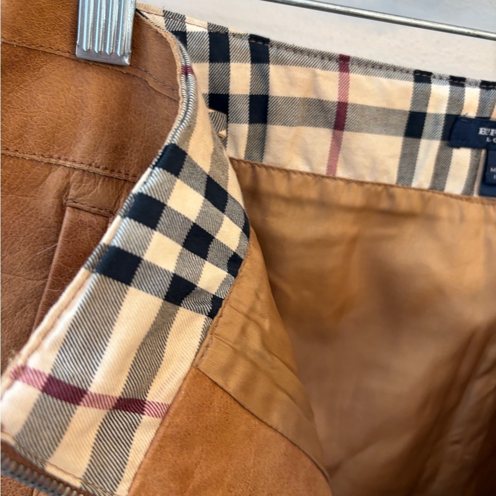 Burberry London Brown distressed Leather mini  Skirt classic pattern full zip 8 - Picture 13 of 14
